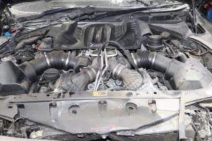 BMW M5 4.4 V8 32V TwinPower Turbo Sloopvoertuig (2016, Donker, Grijs)