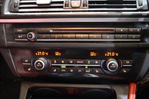 BMW M5 4.4 V8 32V TwinPower Turbo Sloopvoertuig (2016, Donker, Grijs)