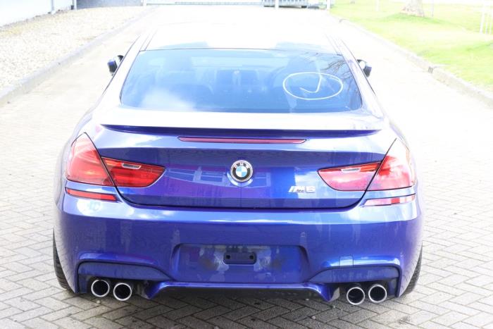 BMW M6 4.4 V8 32V TwinPower Turbo Sloopvoertuig (2013, Metallic, Blauw)