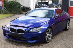 BMW M6 4.4 V8 32V TwinPower Turbo Sloopvoertuig (2013, Metallic, Blauw)