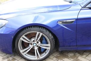 BMW M6 4.4 V8 32V TwinPower Turbo Sloopvoertuig (2013, Metallic, Blauw)
