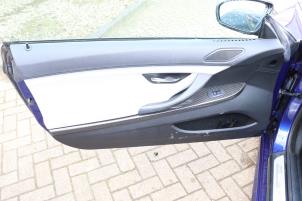 BMW M6 4.4 V8 32V TwinPower Turbo Sloopvoertuig (2013, Metallic, Blauw)
