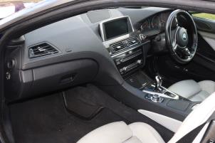 BMW M6 4.4 V8 32V TwinPower Turbo Sloopvoertuig (2013, Metallic, Blauw)