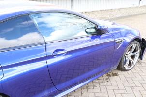 BMW M6 4.4 V8 32V TwinPower Turbo Sloopvoertuig (2013, Metallic, Blauw)