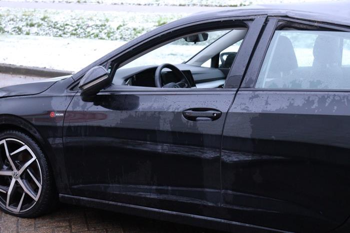 Volkswagen Golf VIII 1.0 TSI 12V Sloopvoertuig (2021, Metallic, Zwart)