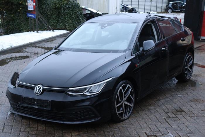 Volkswagen Golf VIII 1.0 TSI 12V Sloopvoertuig (2021, Metallic, Zwart)