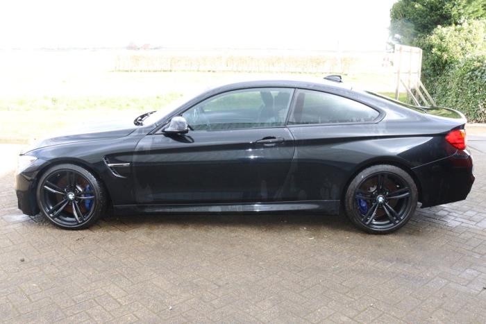 BMW M4 M4 3.0 24V TwinPower Turbo Sloopvoertuig (2014, Metallic, Zwart)