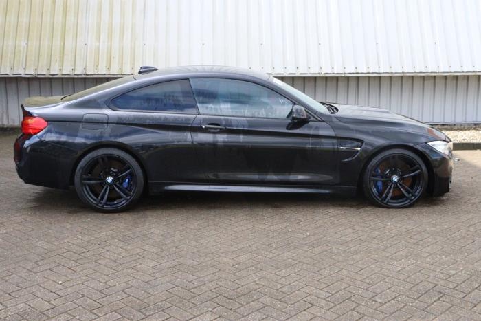BMW M4 M4 3.0 24V TwinPower Turbo Sloopvoertuig (2014, Metallic, Zwart)