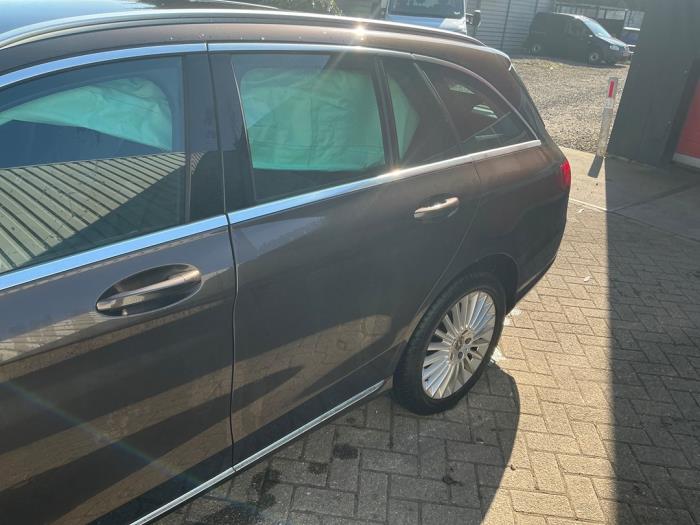 Mercedes C Estate C-180 1.6 16V BlueEfficiency Sloopvoertuig (2017, Metallic, Bruin)