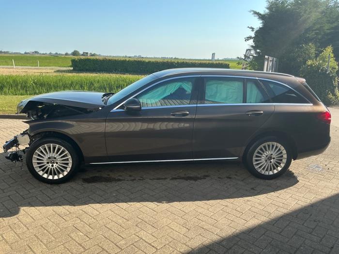 Mercedes C Estate C-180 1.6 16V BlueEfficiency Sloopvoertuig (2017, Metallic, Bruin)