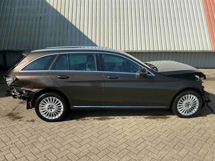 Mercedes C Estate C-180 1.6 16V BlueEfficiency Sloopvoertuig (2017, Metallic, Bruin)