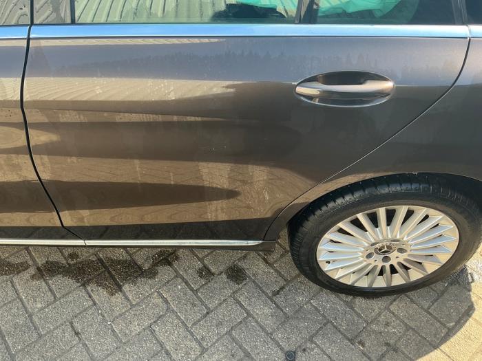 Mercedes C Estate C-180 1.6 16V BlueEfficiency Sloopvoertuig (2017, Metallic, Bruin)