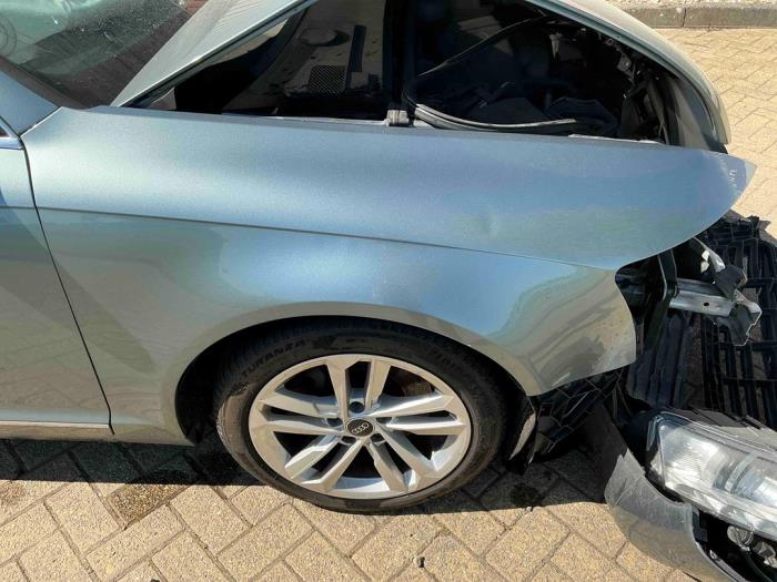 Audi A6 2.8 V6 24V FSI Sloopvoertuig (2009, Metallic, Zilvergrijs)