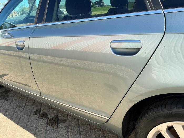 Audi A6 2.8 V6 24V FSI Sloopvoertuig (2009, Metallic, Zilvergrijs)