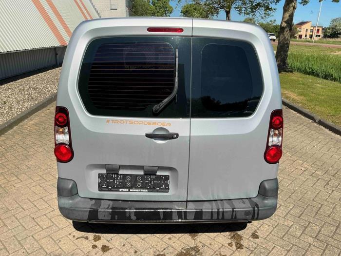 Citroen Berlingo 1.6 VTi 95 16V Sloopvoertuig (2014, Metallic, Zilvergrijs)