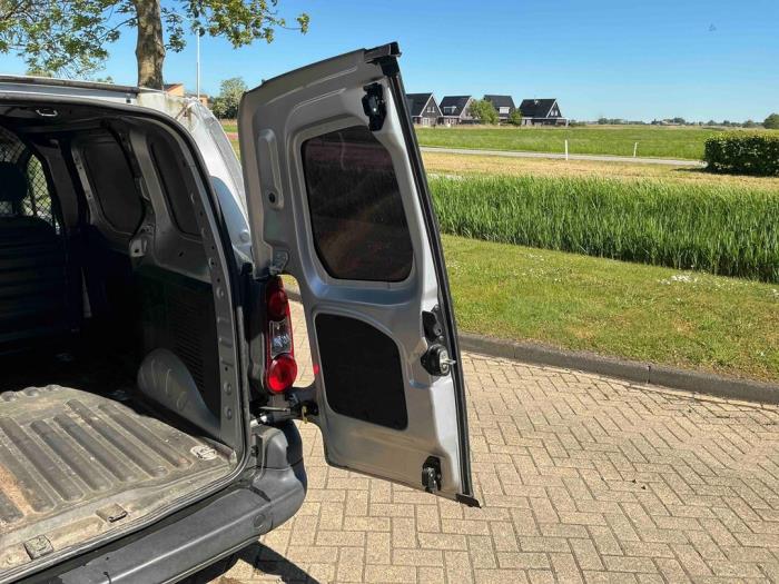 Citroen Berlingo 1.6 VTi 95 16V Sloopvoertuig (2014, Metallic, Zilvergrijs)