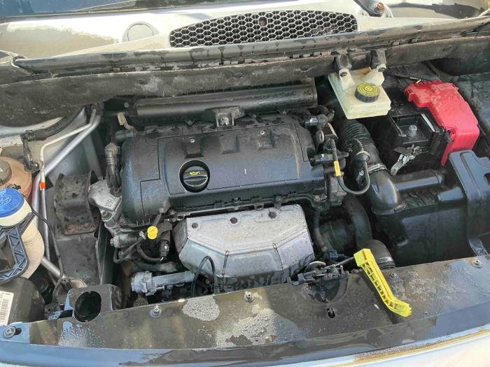 Citroen Berlingo 1.6 VTi 95 16V Sloopvoertuig (2014, Metallic, Zilvergrijs)