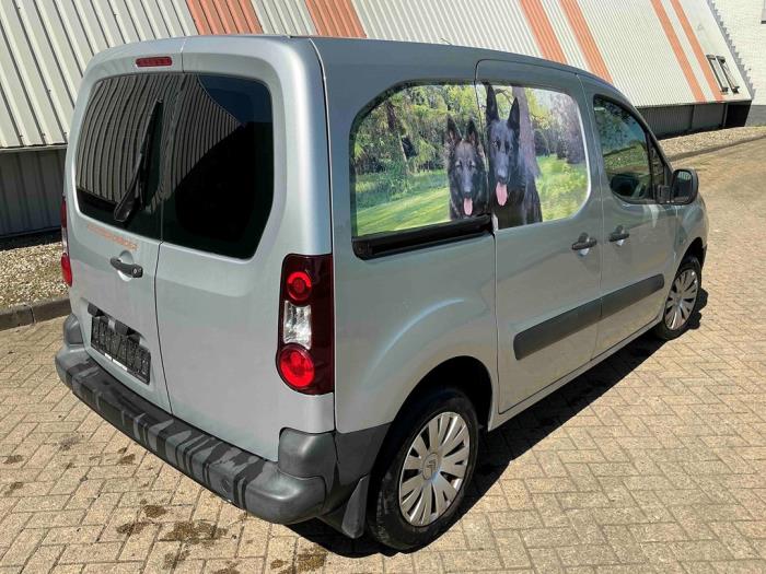 Citroen Berlingo 1.6 VTi 95 16V Sloopvoertuig (2014, Metallic, Zilvergrijs)
