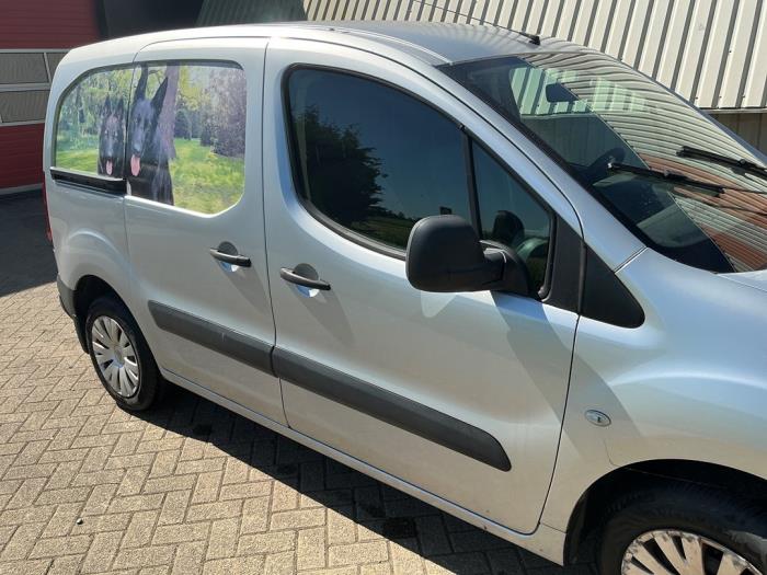 Citroen Berlingo 1.6 VTi 95 16V Sloopvoertuig (2014, Metallic, Zilvergrijs)