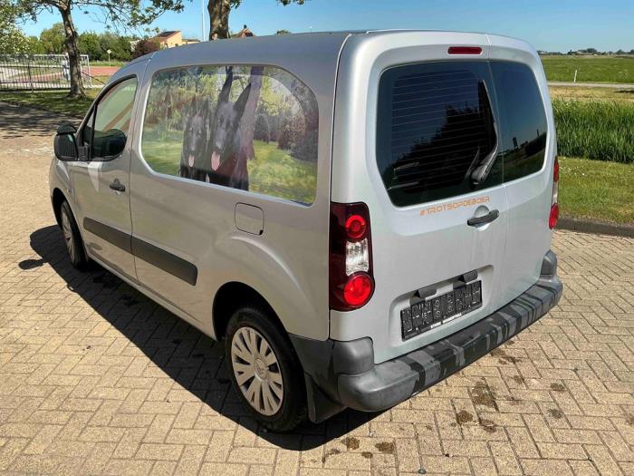 Citroen Berlingo 1.6 VTi 95 16V Sloopvoertuig (2014, Metallic, Zilvergrijs)