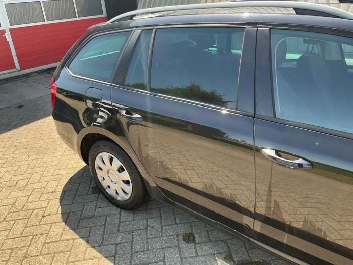 Skoda Octavia Combi 1.2 TSI 16V Sloopvoertuig (2014, Metallic, Zwart)