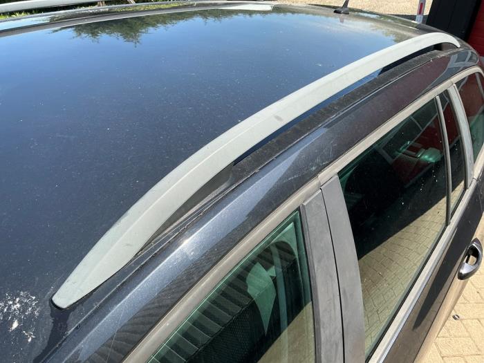 Skoda Octavia Combi 1.2 TSI 16V Sloopvoertuig (2014, Metallic, Zwart)