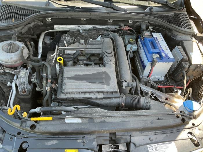 Skoda Octavia Combi 1.2 TSI 16V Sloopvoertuig (2014, Metallic, Zwart)