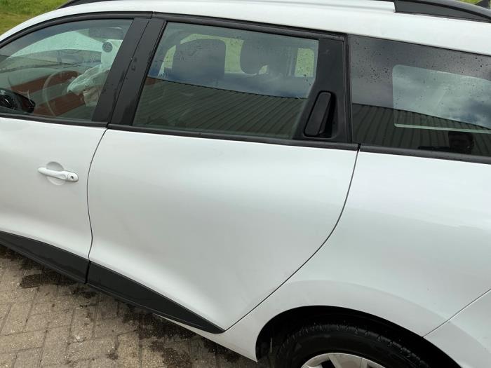 Renault Clio IV Estate/Grandtour 1.5 Energy dCi 90 FAP Sloopvoertuig (2016, Wit)