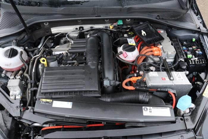 Volkswagen Golf VII 1.4 GTE 16V Sloopvoertuig (2016, Zwart)