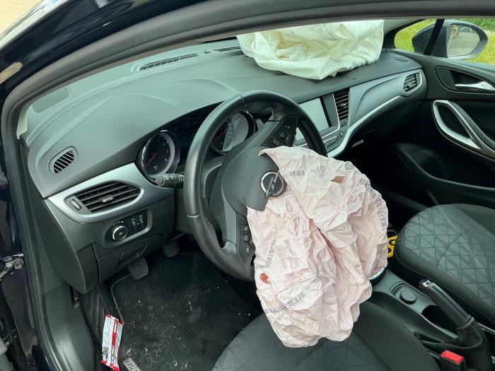Opel Astra K Sports Tourer 1.0 Turbo 12V Sloopvoertuig (2019, Metallic, Blauw)