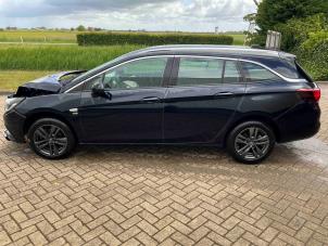 Opel Astra K Sports Tourer 1.0 Turbo 12V Sloopvoertuig (2019, Metallic, Blauw)