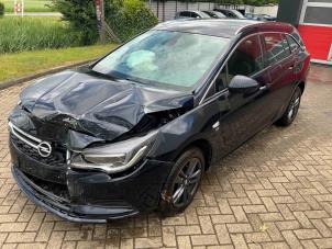 Opel Astra K Sports Tourer 1.0 Turbo 12V Sloopvoertuig (2019, Metallic, Blauw)