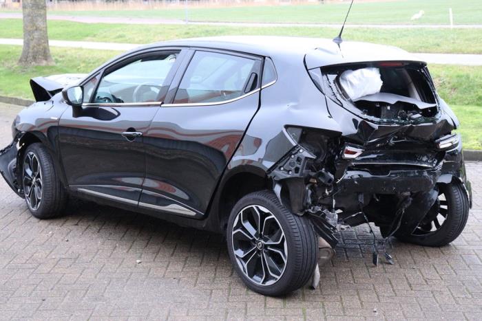 Renault Clio IV 0.9 Energy TCE 90 12V Sloopvoertuig (2019, Zwart)