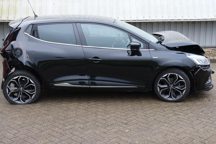 Renault Clio IV 0.9 Energy TCE 90 12V Sloopvoertuig (2019, Zwart)