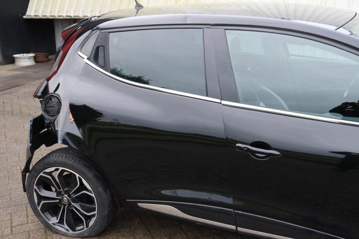 Renault Clio IV 0.9 Energy TCE 90 12V Sloopvoertuig (2019, Zwart)