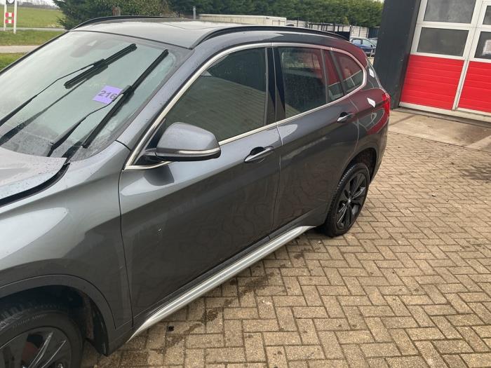 BMW X1 sDrive 20i 2.0 16V Twin Power Turbo Sloopvoertuig (2021, Grijs)