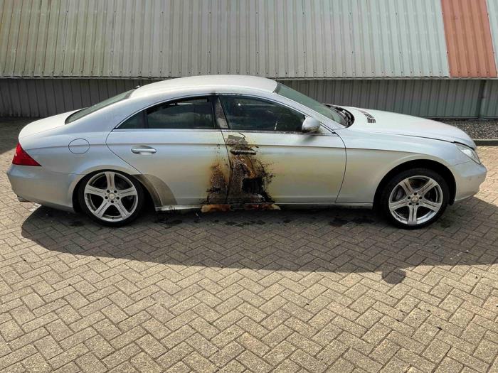 Mercedes CLS 500 5.0 V8 24V Sloopvoertuig (2005, Grijs)