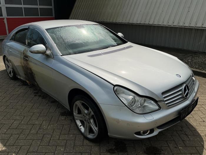 Mercedes CLS 500 5.0 V8 24V Sloopvoertuig (2005, Grijs)