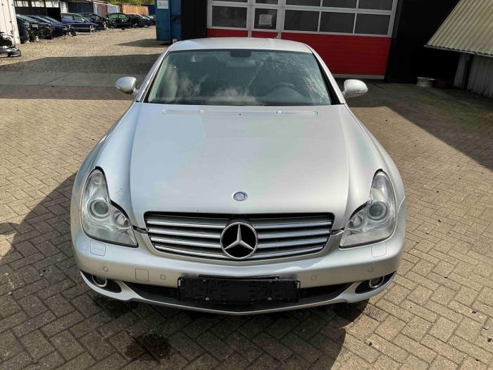 Mercedes CLS 500 5.0 V8 24V Sloopvoertuig (2005, Grijs)