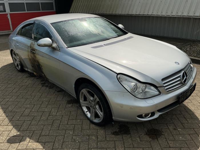 Mercedes CLS 500 5.0 V8 24V Sloopvoertuig (2005, Grijs)