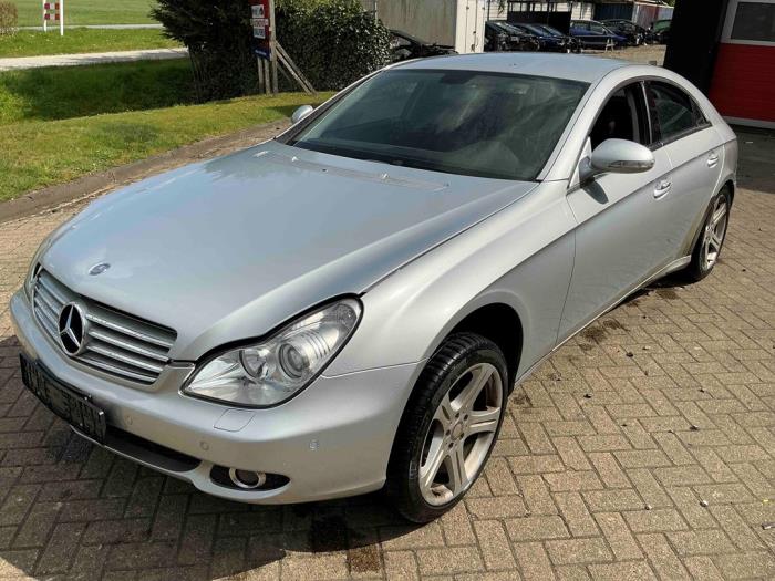 Mercedes CLS 500 5.0 V8 24V Sloopvoertuig (2005, Grijs)