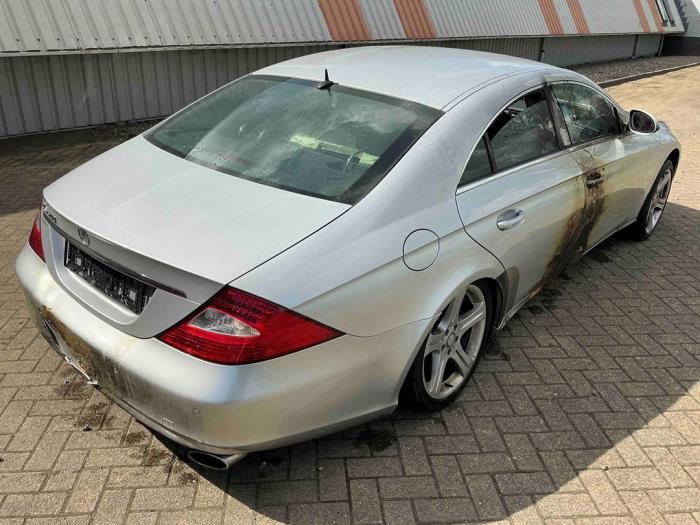 Mercedes CLS 500 5.0 V8 24V Sloopvoertuig (2005, Grijs)