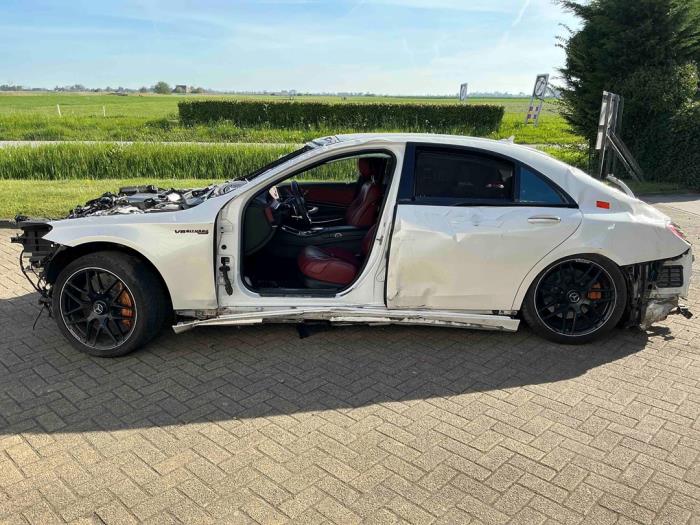 Mercedes S AMG 4.0 S-63 L AMG V8 Turbo 4-Matic+ Sloopvoertuig (2018, Wit)