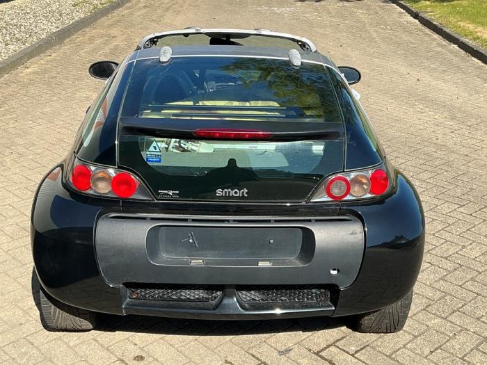 Smart Roadster Coupé 0.7 Turbo Sloopvoertuig (2003, Zilvergrijs, Zwart)