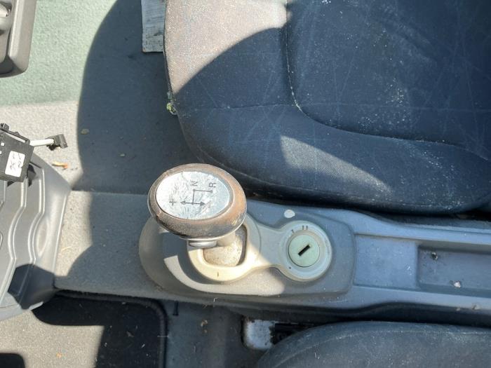 Smart Roadster Coupé 0.7 Turbo Sloopvoertuig (2003, Zilvergrijs, Zwart)