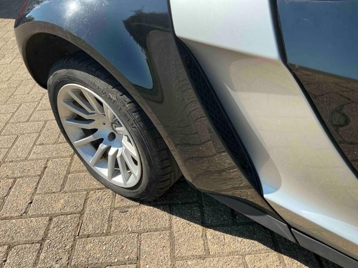 Smart Roadster Coupé 0.7 Turbo Sloopvoertuig (2003, Zilvergrijs, Zwart)