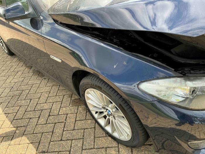 BMW 5 serie Touring 520d 16V Sloopvoertuig (2012, Metallic, Blauw)