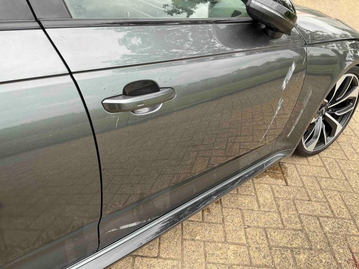 Audi RS 4 Avant 2.9 V6 TFSI 24V Sloopvoertuig (2018, Metallic, Zilvergrijs)