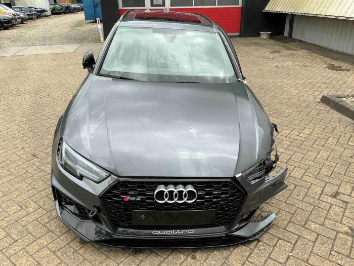 Audi RS 4 Avant 2.9 V6 TFSI 24V Sloopvoertuig (2018, Metallic, Zilvergrijs)