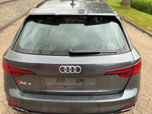 Audi RS 4 Avant 2.9 V6 TFSI 24V Sloopvoertuig (2018, Metallic, Zilvergrijs)